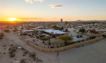 66136 Mars Drive, Joshua Tree, California 92252, 3 Bedrooms Bedrooms, ,2 BathroomsBathrooms,Residential,Buy,66136 Mars Drive,OC24213233