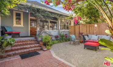 40 19th Avenue, Venice, California 90291, 4 Bedrooms Bedrooms, ,3 BathroomsBathrooms,Residential Lease,Rent,40 19th Avenue,24450597