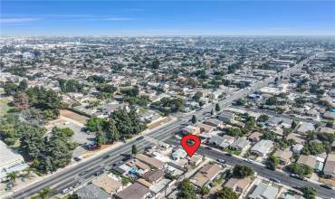 7909 Holmes Avenue, Los Angeles, California 90001, 2 Bedrooms Bedrooms, ,Residential Income,Buy,7909 Holmes Avenue,DW24215077