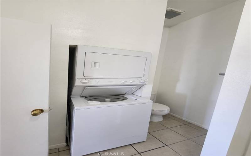 **photo taken before tenant moved in**