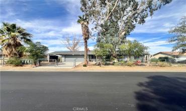 16253 Newmont Avenue, Lancaster, California 93535, 3 Bedrooms Bedrooms, ,2 BathroomsBathrooms,Residential,Buy,16253 Newmont Avenue,SR24212014