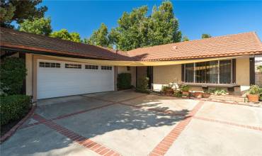 23795 Via Kannela, Valencia, California 91355, 2 Bedrooms Bedrooms, ,2 BathroomsBathrooms,Residential,Buy,23795 Via Kannela,SR24199743