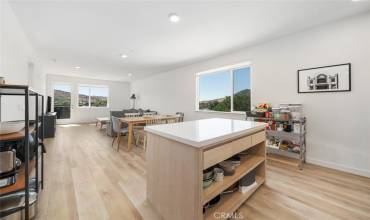 2475 Victoria Ave 209, San Luis Obispo, California 93401, 1 Bedroom Bedrooms, ,1 BathroomBathrooms,Residential,Buy,2475 Victoria Ave 209,SC24200970