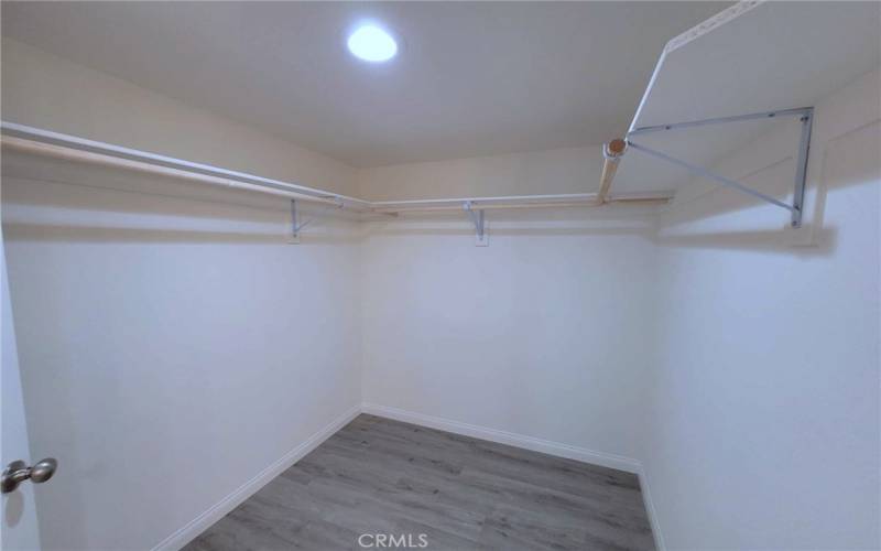 US Master walk in closet