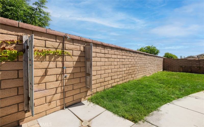 Outdoor shower