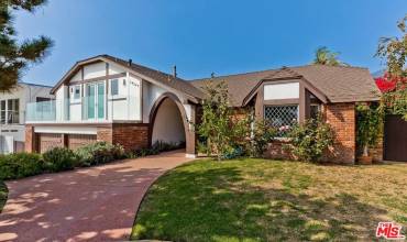 18247 Wakecrest Drive, Malibu, California 90265, 3 Bedrooms Bedrooms, ,3 BathroomsBathrooms,Residential Lease,Rent,18247 Wakecrest Drive,24452373