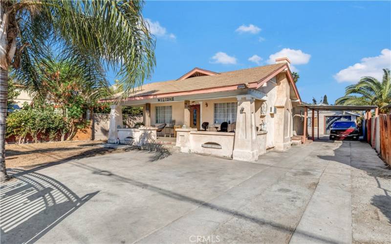 Front Porch & Long Driveway