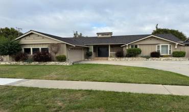 1158 Via Paraiso, Salinas, California 93901, 3 Bedrooms Bedrooms, ,2 BathroomsBathrooms,Residential,Buy,1158 Via Paraiso,ML81984082