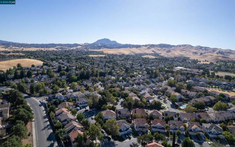 View of the neighborhood and hills.