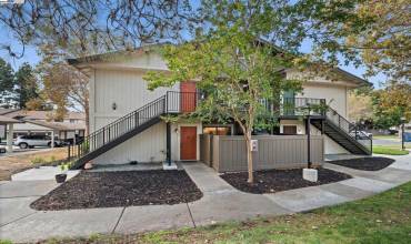 146 Aurora Plz, Union City, California 94587, 2 Bedrooms Bedrooms, ,2 BathroomsBathrooms,Residential,Buy,146 Aurora Plz,41076261