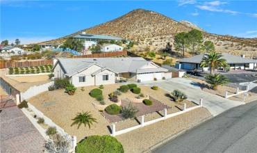 16494 Muni Road, Apple Valley, California 92307, 4 Bedrooms Bedrooms, ,2 BathroomsBathrooms,Residential,Buy,16494 Muni Road,HD24216132