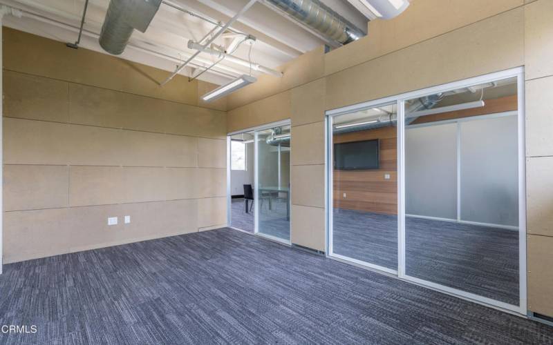 940 E Santa Clara St #200, Ventura, CA 9