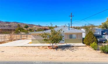 6676 Mariposa Avenue, 29 Palms, California 92277, 2 Bedrooms Bedrooms, ,1 BathroomBathrooms,Residential,Buy,6676 Mariposa Avenue,JT24212501