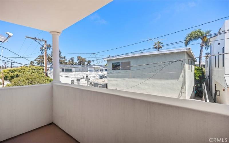 Guest bedroom patio deck