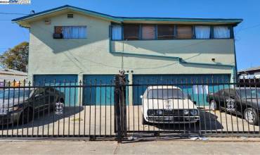 1069 71st Avenue, Oakland, California 94621, 9 Bedrooms Bedrooms, ,5 BathroomsBathrooms,Residential Income,Buy,1069 71st Avenue,41076655