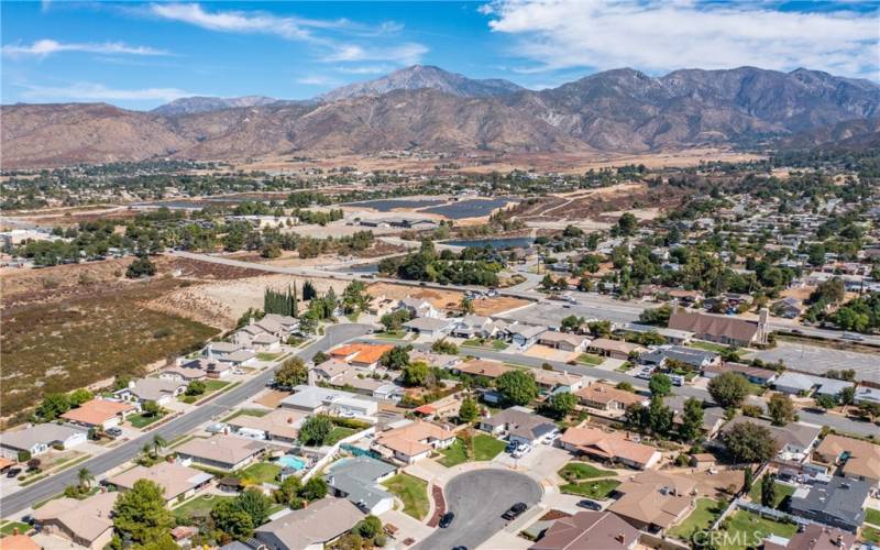 Beautiful Yucaipa! Just minutes from Oak Glen!