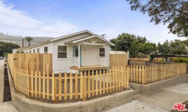 982 N Olive Street, Ventura, California 93001, 2 Bedrooms Bedrooms, ,1 BathroomBathrooms,Residential,Buy,982 N Olive Street,24453839