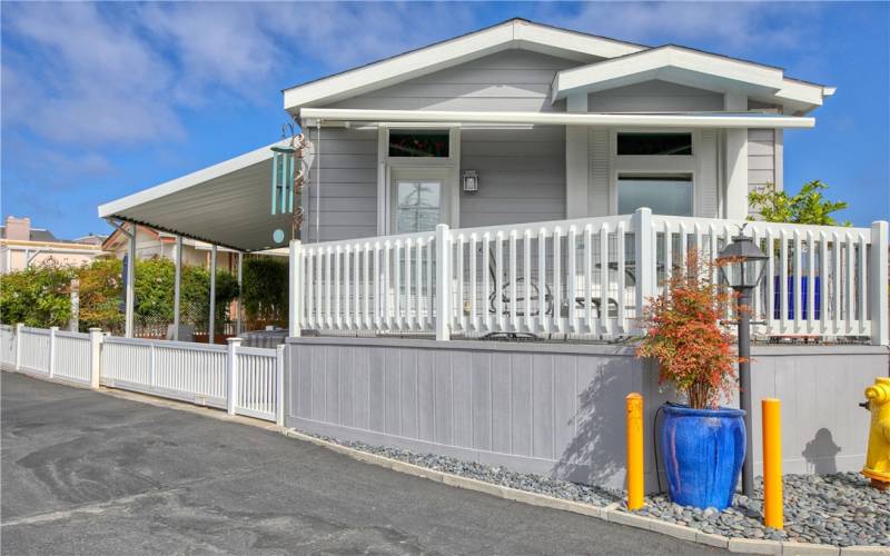 Front deck with retractable awning.