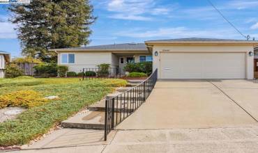 20640 Woodside Way, Castro Valley, California 94546, 3 Bedrooms Bedrooms, ,2 BathroomsBathrooms,Residential,Buy,20640 Woodside Way,41076153