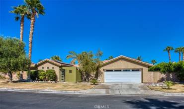 642 E Daisy Street, Palm Springs, California 92262, 3 Bedrooms Bedrooms, ,2 BathroomsBathrooms,Residential,Buy,642 E Daisy Street,OC24215181