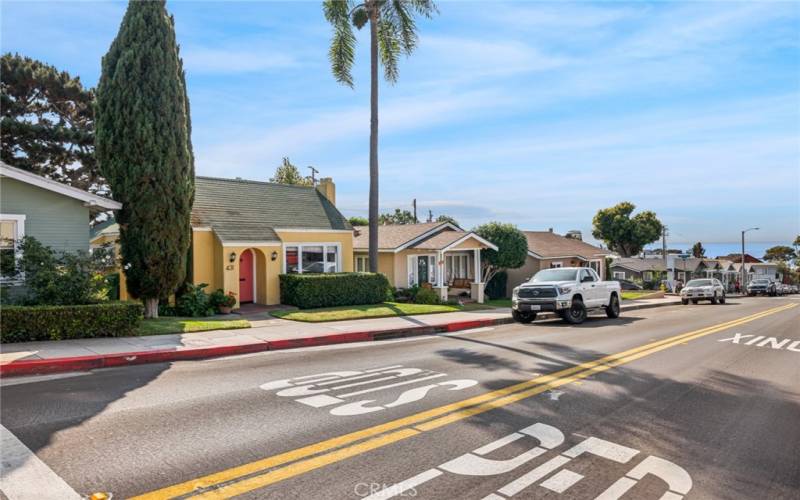 Leave the car behind and explore all that Laguna’s village has to offer, including shopping along Forest Avenue, renowned galleries, world-class restaurants, and miles of coves and beaches.