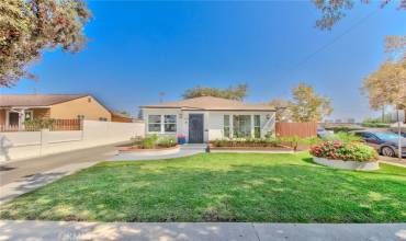 1145 S Towner Street, Santa Ana, California 92707, 3 Bedrooms Bedrooms, ,1 BathroomBathrooms,Residential,Buy,1145 S Towner Street,PW24200089