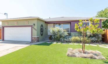 4592 Virginia Ave, San Diego, California 92115, 3 Bedrooms Bedrooms, ,1 BathroomBathrooms,Residential,Buy,4592 Virginia Ave,240024175SD