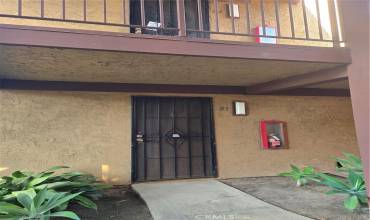 1030 W Macarthur Boulevard 83, Santa Ana, California 92707, ,1 BathroomBathrooms,Residential,Buy,1030 W Macarthur Boulevard 83,PW24215945