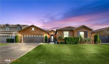 10607 Topiary Drive, Bakersfield, California 93306, 4 Bedrooms Bedrooms, ,2 BathroomsBathrooms,Residential,Buy,10607 Topiary Drive,NS24215587