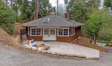 652 Cathedral Drive, Aptos, California 95003, 2 Bedrooms Bedrooms, ,1 BathroomBathrooms,Residential,Buy,652 Cathedral Drive,ML81983895