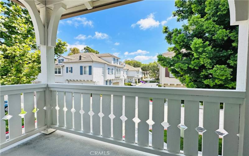 Balcony off dining area