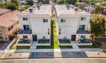 17158 Chatsworth Street 2, Granada Hills, California 91344, 3 Bedrooms Bedrooms, ,2 BathroomsBathrooms,Residential Lease,Rent,17158 Chatsworth Street 2,SR24214056