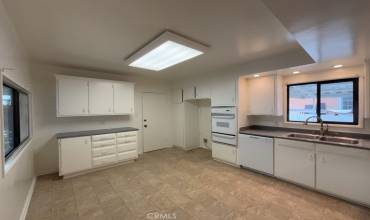 10625 Mount Gleason Avenue, Sunland, California 91040, 3 Bedrooms Bedrooms, ,1 BathroomBathrooms,Residential Lease,Rent,10625 Mount Gleason Avenue,GD24214575