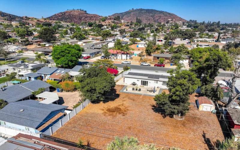 TAKE A LOOK AT THE SIZE OF THIS PROPERTY LOT SIZE!! GORGEOUS BOSTONIA NEIGHBORHOOD! SURROUNDED BY HILLS, NEARBY SHOPS, RESTAURANTS, STORES, AND EASY ACCESS TO I-8.