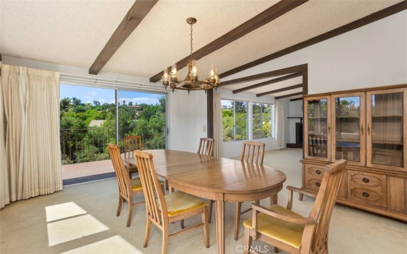 Dining area complete with Views!