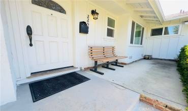 22538 Criswell Street, West Hills, California 91307, 3 Bedrooms Bedrooms, ,3 BathroomsBathrooms,Residential Lease,Rent,22538 Criswell Street,SR24179425