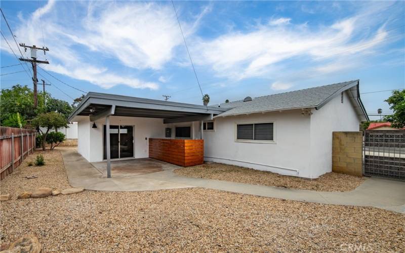 Rear yard -covered patio