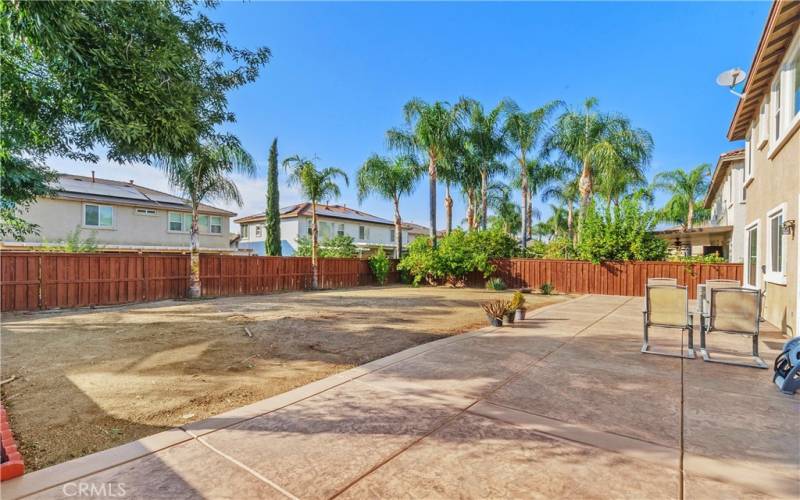 COLORED CONCRETE PATIO