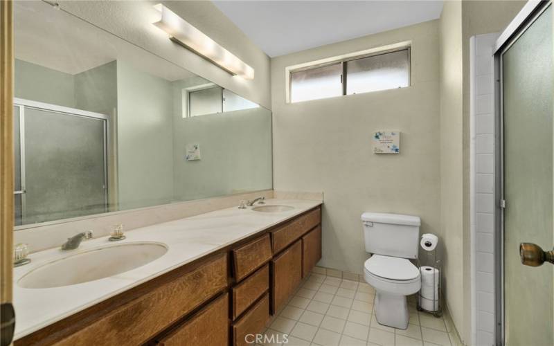 Executive Bathroom