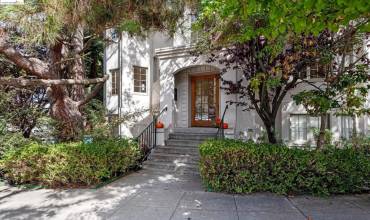 2301 Virginia St 2, Berkeley, California 94709, 1 Bedroom Bedrooms, ,1 BathroomBathrooms,Residential,Buy,2301 Virginia St 2,41076196