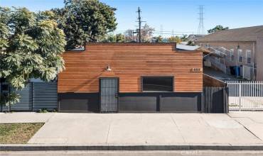 9712 S San Pedro Street, Los Angeles, California 90003, 3 Bedrooms Bedrooms, ,3 BathroomsBathrooms,Residential Income,Buy,9712 S San Pedro Street,GD24215903