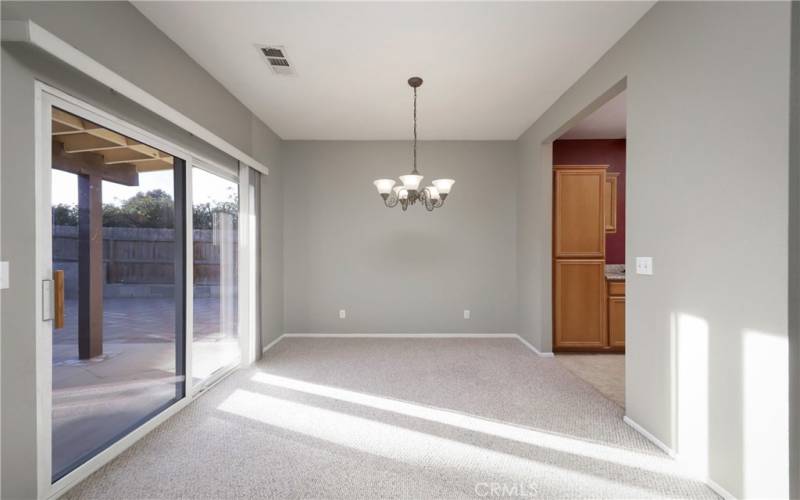 Dining Area off kitchen and living room