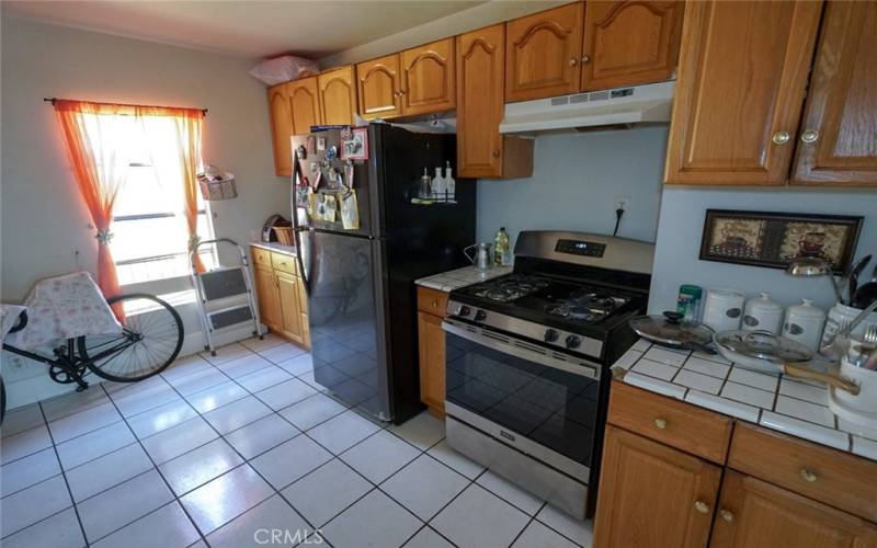 KITCHEN AREA - MAIN HOME