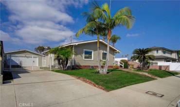 245 W R Street, Wilmington, California 90744, 2 Bedrooms Bedrooms, ,1 BathroomBathrooms,Residential,Buy,245 W R Street,DW24193055