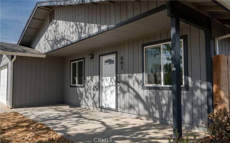 Oversized front porch