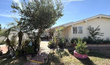 407 E Ramona Drive, Rialto, California 92376, 3 Bedrooms Bedrooms, ,1 BathroomBathrooms,Residential,Buy,407 E Ramona Drive,DW24212890