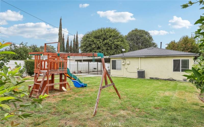 Large backyard offers the possibility of extending the house