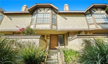 8245 Mason Avenue C, Winnetka, California 91306, 3 Bedrooms Bedrooms, ,3 BathroomsBathrooms,Residential,Buy,8245 Mason Avenue C,SR24159494