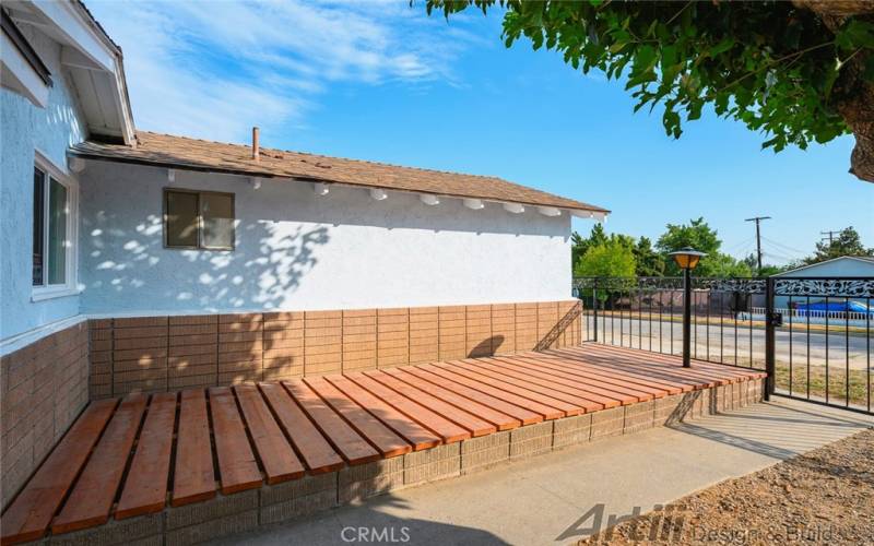 front porch & deck