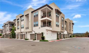 1300 Lasso Way 103, Rancho Mission Viejo, California 92694, 2 Bedrooms Bedrooms, ,2 BathroomsBathrooms,Residential Lease,Rent,1300 Lasso Way 103,OC24217426